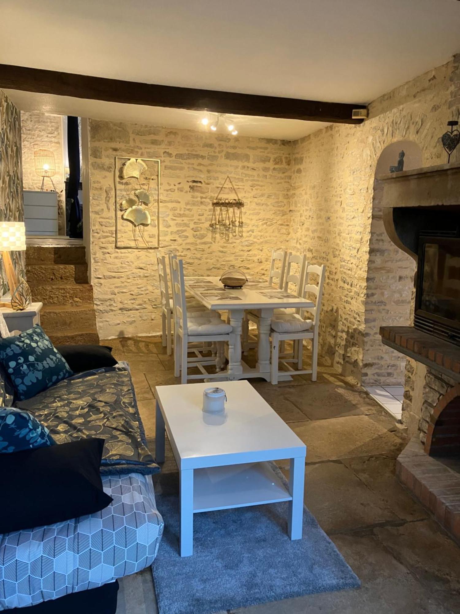Charmante Maison En Pierres Precy-le-Sec Dış mekan fotoğraf