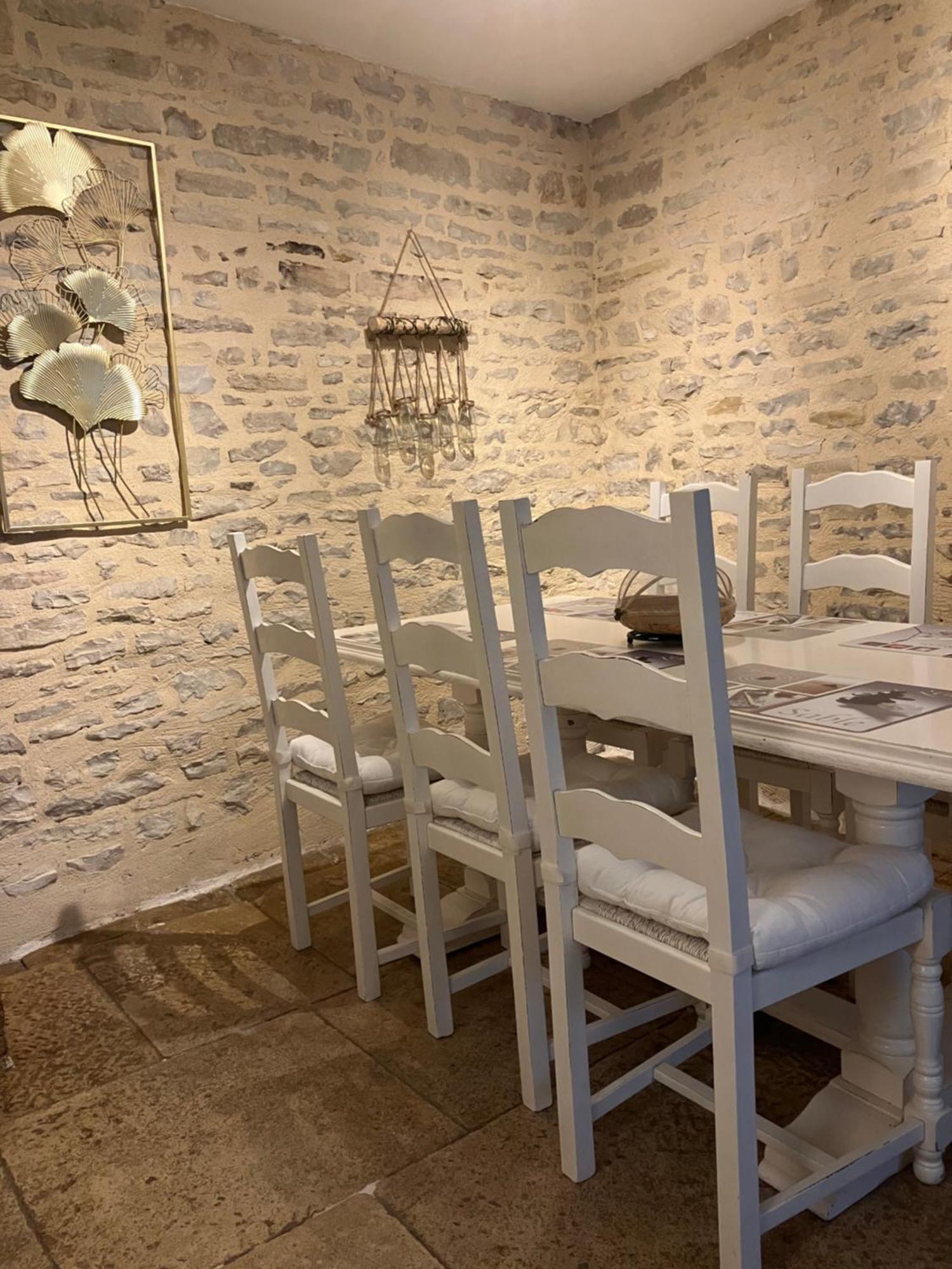 Charmante Maison En Pierres Precy-le-Sec Dış mekan fotoğraf